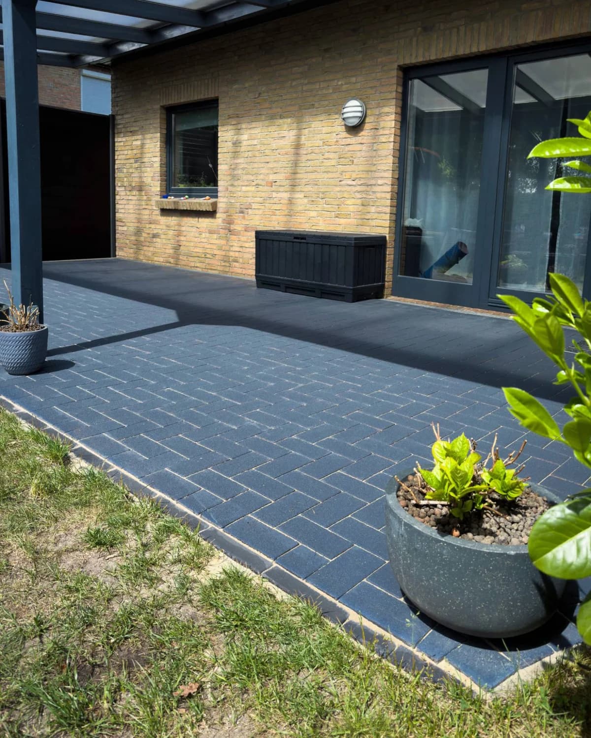 Terrasse in Rendsburg nach der Aufbereitung