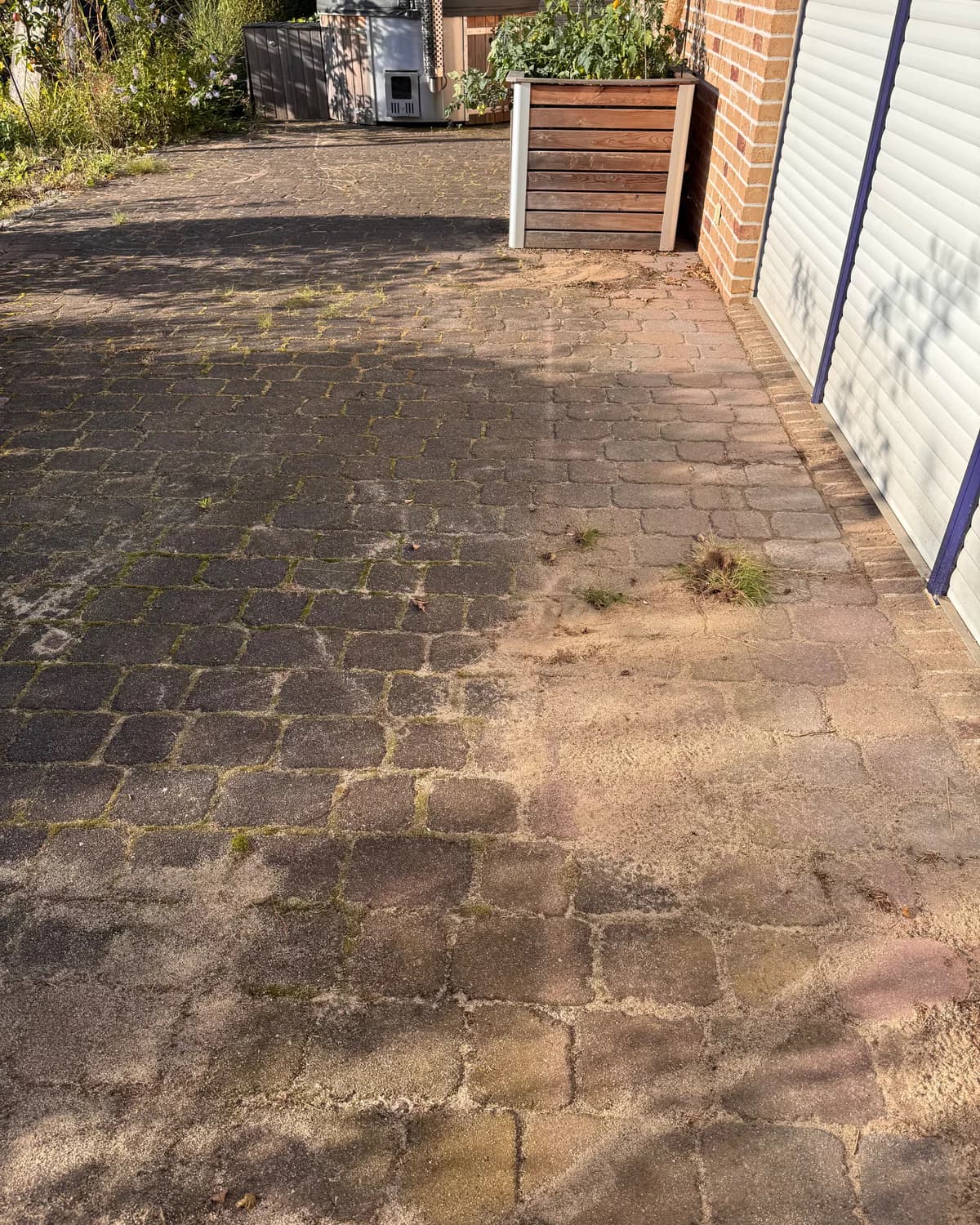Terrasse in Kiel vor der Aufbereitung
